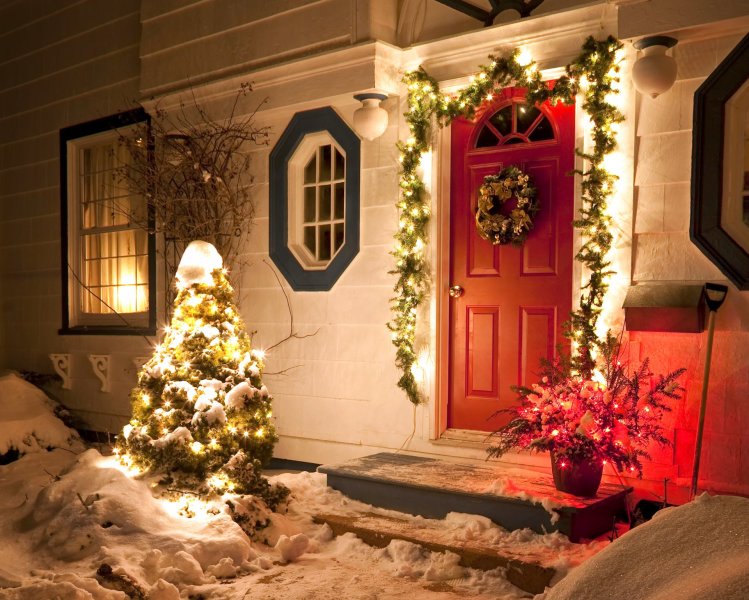 List your home at Christmas???